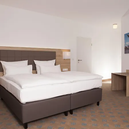 Frisia Otel Leer