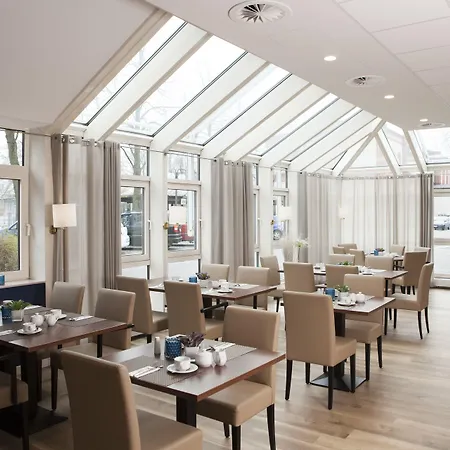 Otel Frisia Leer