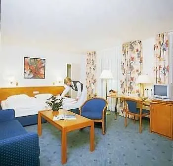 Frisia Otel 4*